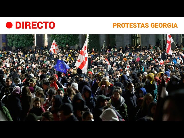 ⁣GEORGIA: MANIFESTACIÓN en TIFLIS tras APLAZAR las NEGOCIACIONES de ADHESIÓN a la UE | RTVE