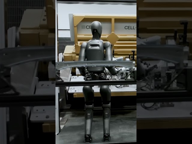 ⁣Ágiles, fuertes y precisos: Robots trabajan construyendo autos