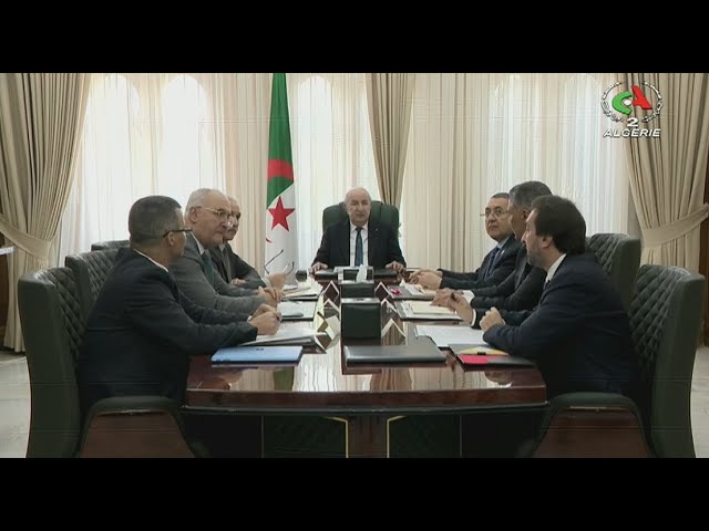 ⁣Le président de la république, Abdelmadjid Tebboune a présidé une réunion sur le foncier industriel