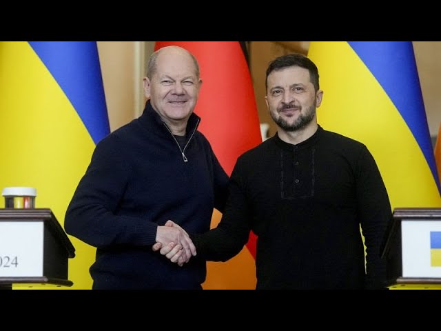 ⁣En Ukraine, la visite sur un fil d'Olaf Scholz