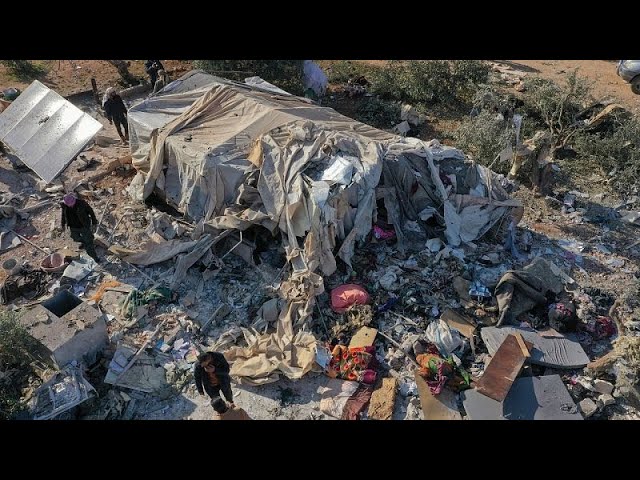 ⁣Syrie : après la prise de contrôle de l'aéroport d'Alep, les forces rebelles à l'assa