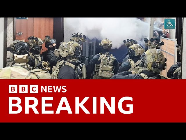 ⁣South Korea's parliament votes to block martial law | BBC News