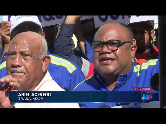 ⁣Trabajadores defendían la cesantía frente al Congreso Nacional