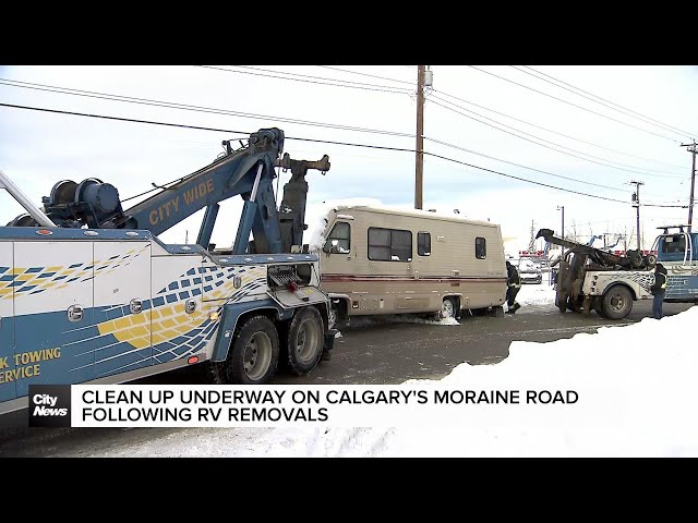 ⁣Clean up underway on Calgary's Moraine Road following RV removals