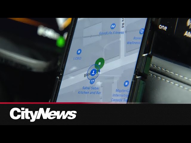 ⁣Toronto rideshare drivers net median hourly wage of $6: report