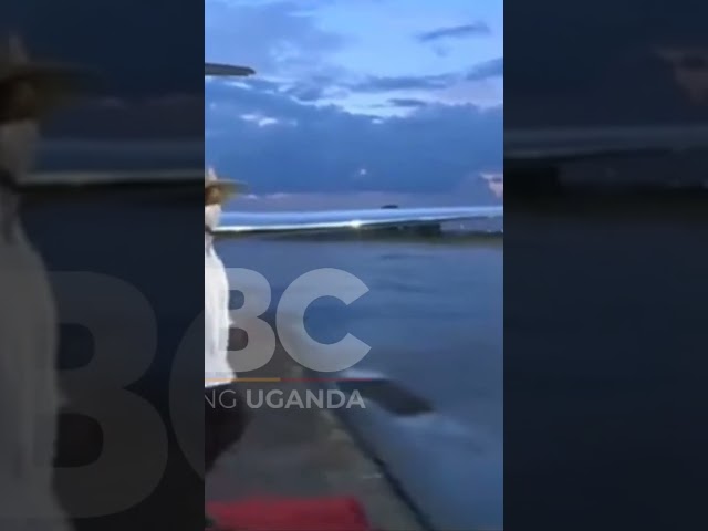 ⁣MUSEVENI LANDS SAFELY AT ENTEBBE AIRPORT FROM ARUSHA, TANZANIA.