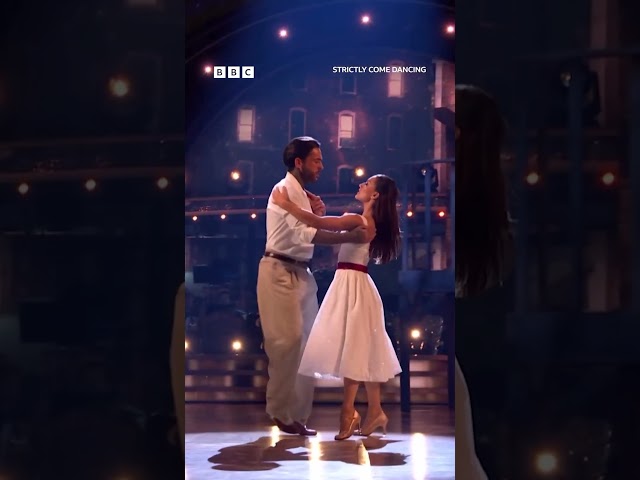 ⁣Pete and Jowita's Strictly Waltz