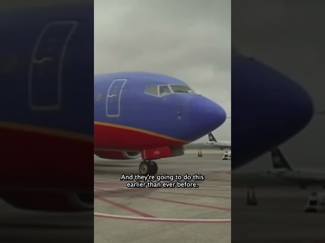 ⁣Southwest Airlines to end cabin service earlier on flights to reduce chance of injury