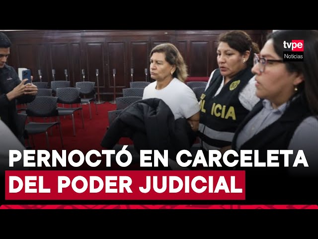 ⁣Elizabeth Peralta pasó la noche en la carceleta de la Corte Superior de Justicia