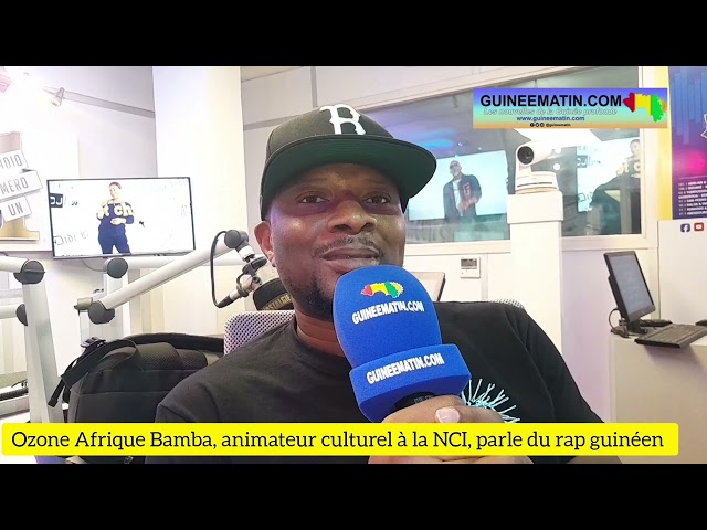 ⁣ Abidjan (Côte d’Ivoire) : un chroniqueur culturel de la NCI tresse des couronnes au rap guinéen