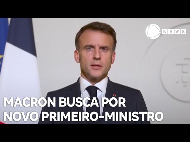 ⁣Emmanuel Macron busca por novo primeiro-ministro