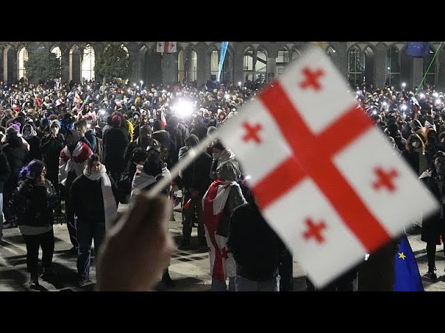 ⁣Deuxième semaine de manifestations dans toute la Géorgie contre la suspension des négociations d