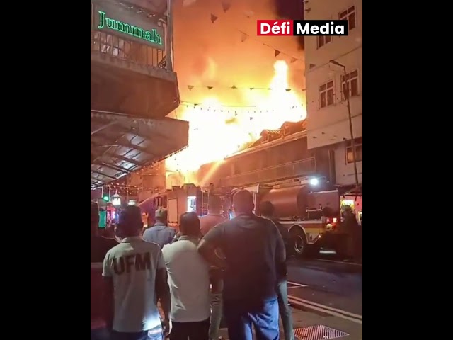 ⁣Incendie à la rue Royale, Port-Louis