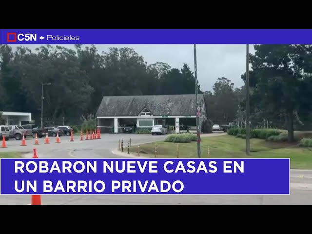 ⁣ROBARON nueve casas en un BARRIO PRIVADO