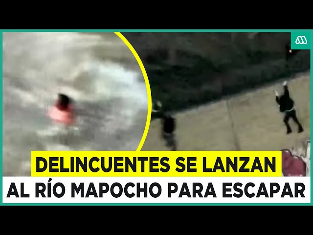 ⁣Delincuentes se lanzan al río Mapocho para escapar: Sujetó flotó por varios metros