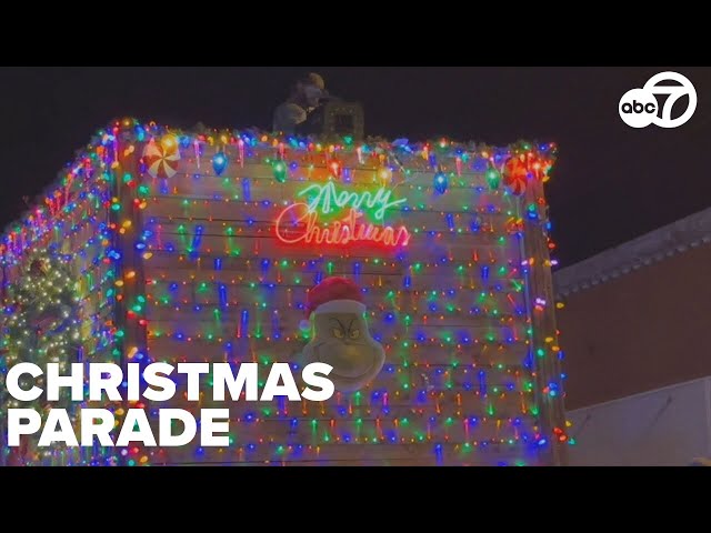 ⁣Carlisle Christmas parade dazzles with festive floats and lights in downtown celebration