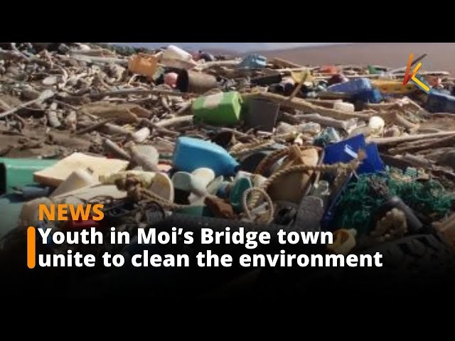 ⁣Youth in Moi’s Bridge town unite to get rid of uncollected garbage and unclog blocked drainages