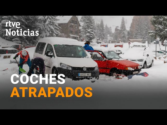 ⁣TEMPORAL: Deja FUERTE VIENTOS y NEVADAS y afecta a MEDIO CENTENAR de CARRETERAS | RTVE Noticias