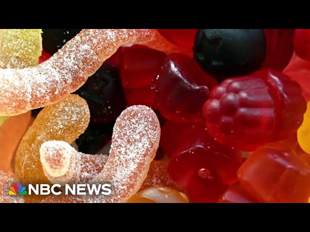 ⁣FDA may ban artificial red dye from beverages and candy