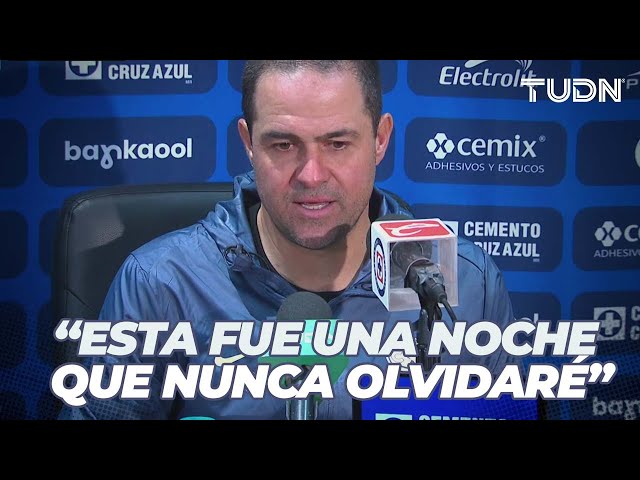 ⁣¡HONOR A QUIEN HONOR MERECE! Jardine toma el micrófono y sorprende a todos FELICITANDO a Cruz Azul