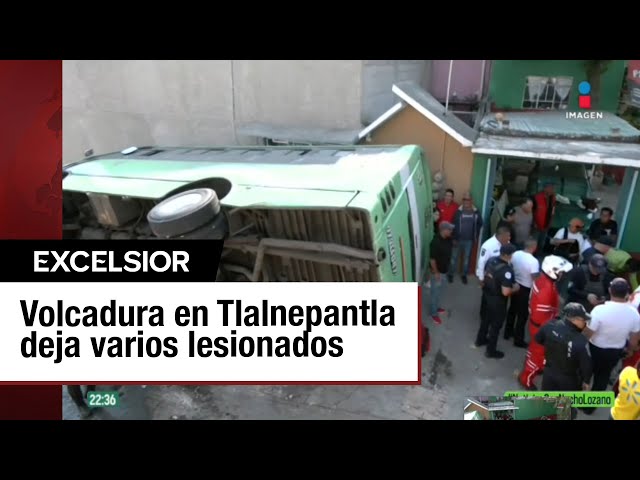 ⁣Camión de pasajeros vuelca y deja 18 lesionados en Tlalnepantla