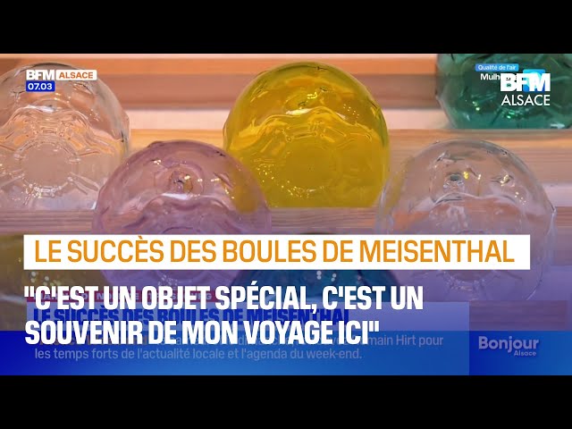 ⁣Marché de Noël de Strasbourg: le succès des boules de Meisenthal