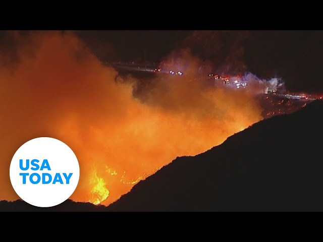 ⁣Aerial video captures Franklin Fire impacting thousands in Malibu | USA TODAY