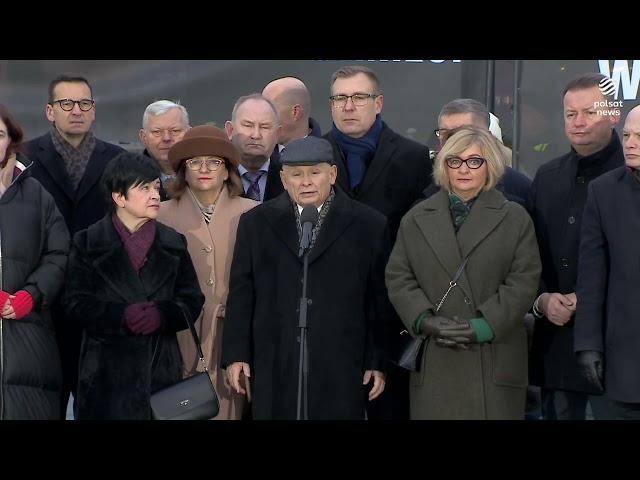 ⁣Kaczyński na miesięcznicy smoleńskiej. "Państwo jest bezradne wobec agentury"