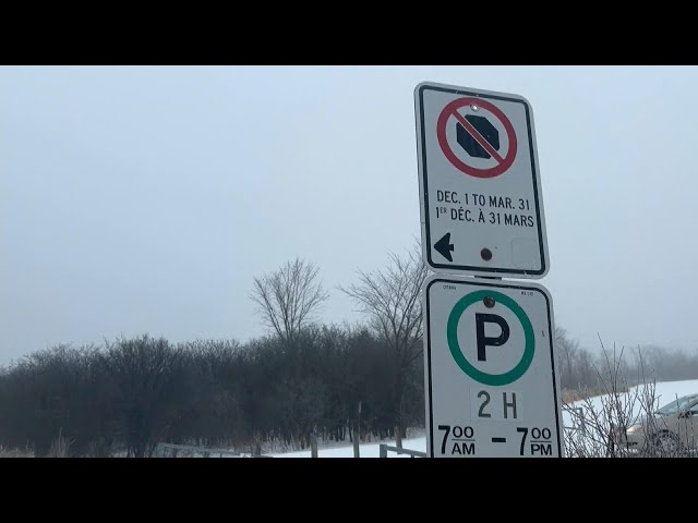 ⁣City crews replace "confusing" parking sign near Ottawa hospital after over 100 tickets gi