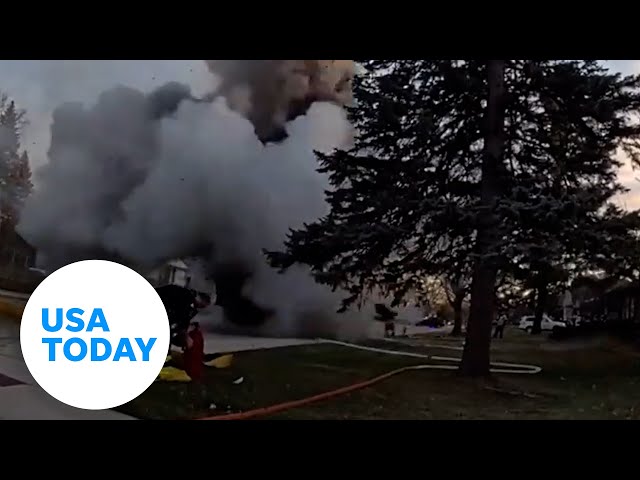 ⁣Explosion in Chicago suburb injures first responders | USA TODAY