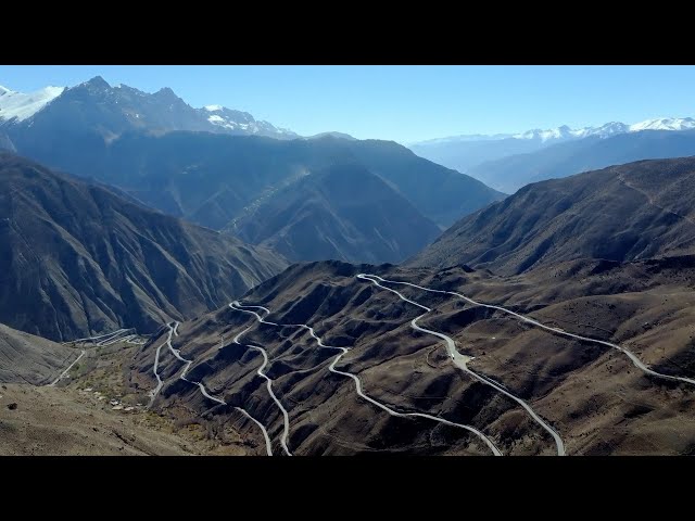 ⁣GLOBALink | Winter scenery of Sichuan-Xizang highway