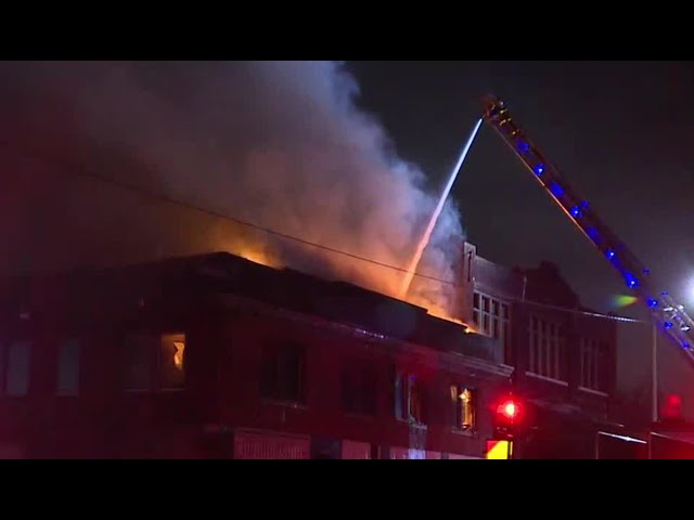 ⁣Crews battle large fire on Detroit's west side