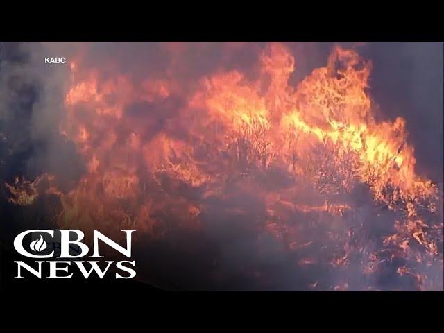 ⁣'So Much Fire': Malibu Fire Destroys Homes, Forces Thousands to Evacuate