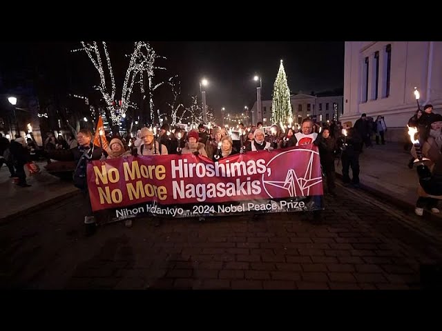 ⁣No Comment: Prozession zu Ehren der Friedensnobelpreisträger