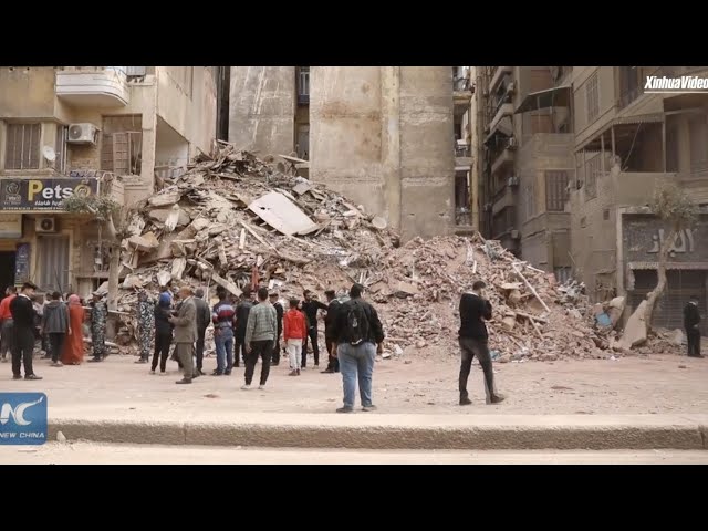 ⁣8 killed in building collapse in Cairo