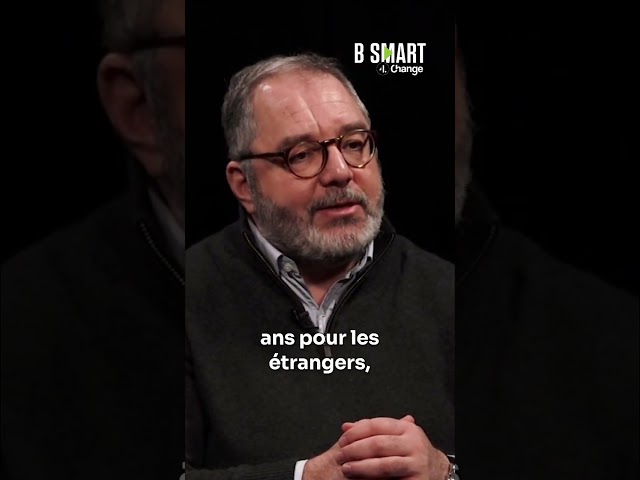 ⁣Un Sénateur PS raconte l'héritage et la contribution du Socialisme en France.