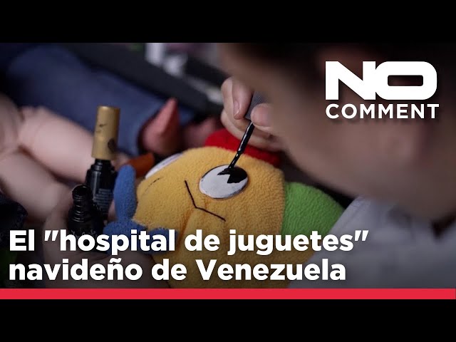 ⁣NO COMMENT: El "hospital de juguetes" en Caracas devuelve la magia de la Navidad a los niñ