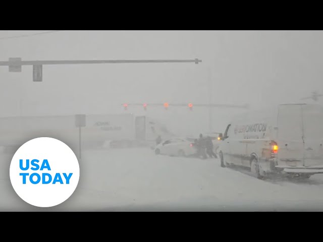 ⁣Near-whiteout snowfall buries roads and cars in Western New York | USA TODAY