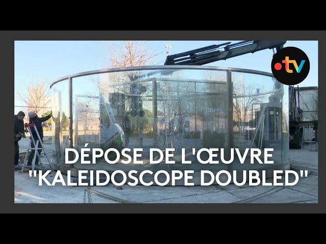 ⁣Démantelement de l'œuvre Kaléidoscope Doubled à La Rochelle