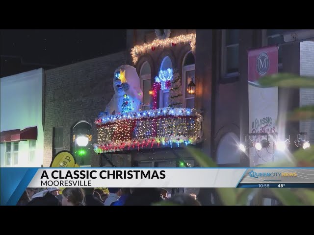 ⁣Downtown Mooresville home to a 'Classic Christmas'