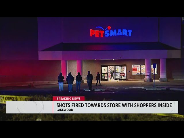 ⁣Lakewood police investigated a shooting outside PetSmart store