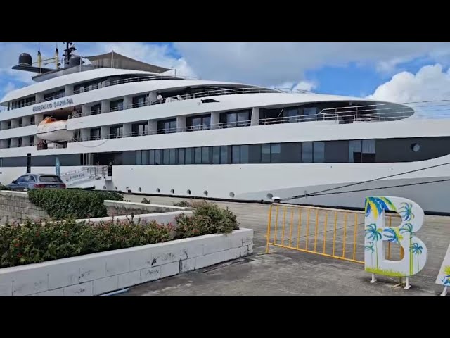 ⁣Luxury yacht Emerald Sakara to dock off Speightstown