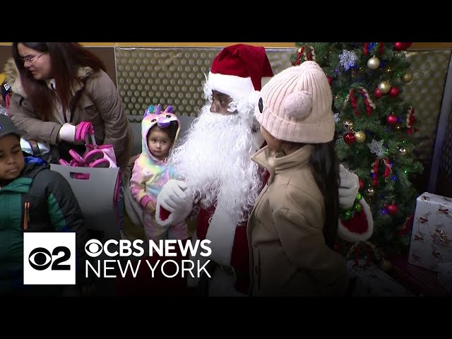 ⁣New York Common Pantry spreads holiday cheer at annual toy drive