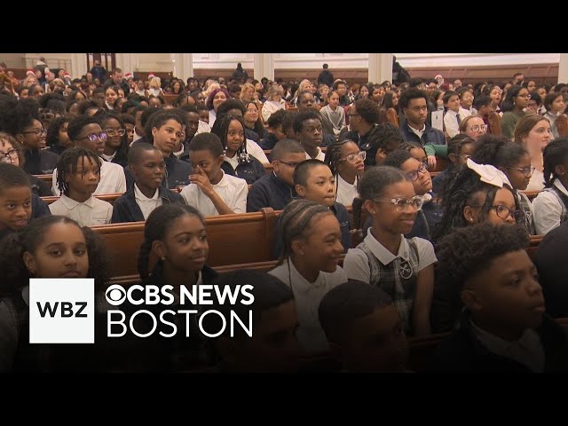 ⁣Non-profit gives gifts to thousands of Massachusetts children in need for holiday season