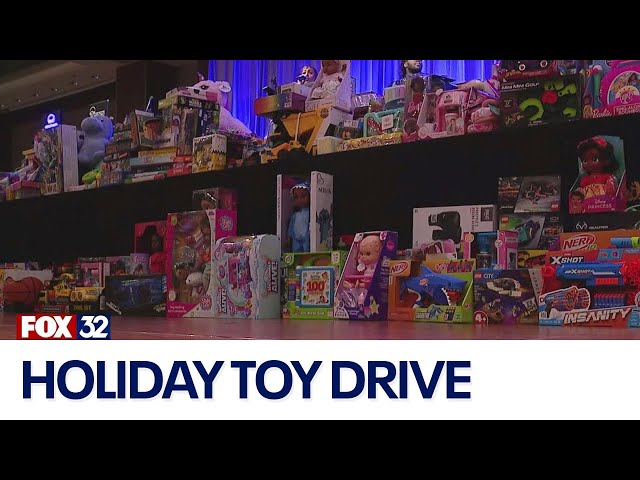 ⁣100 Black Men of Chicago host annual holiday toy drive