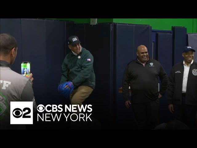 ⁣Washington Heights' first indoor baseball center opens