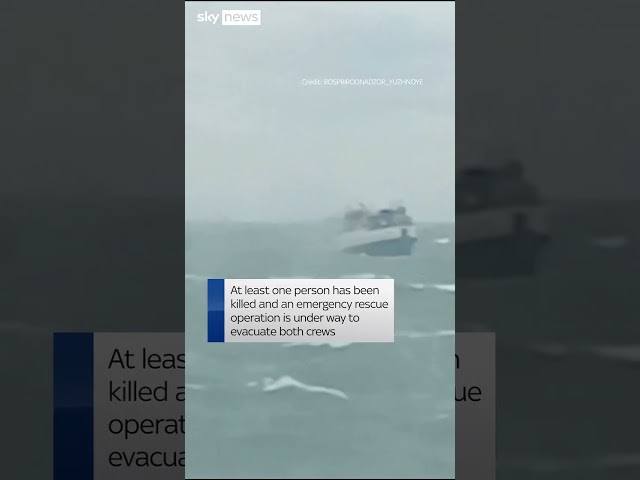 ⁣Two Russian tankers wrecked in Black Sea