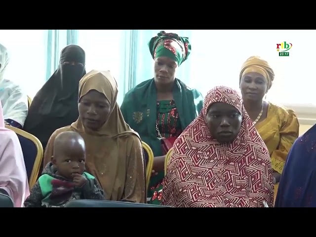 ⁣Session de formation des teinturières de Bobo-Dioulasso sur les bonnes pratiques