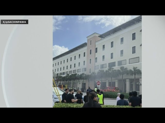 ⁣Fire breaks out in Coral Gables parking garage