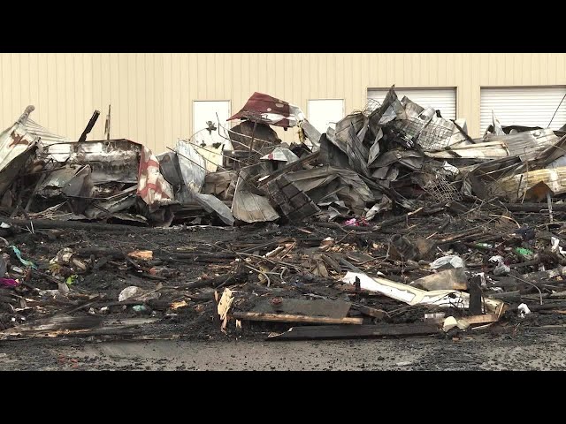 ⁣Dozens lose everything in fire that destroyed building at Salisbury flea market